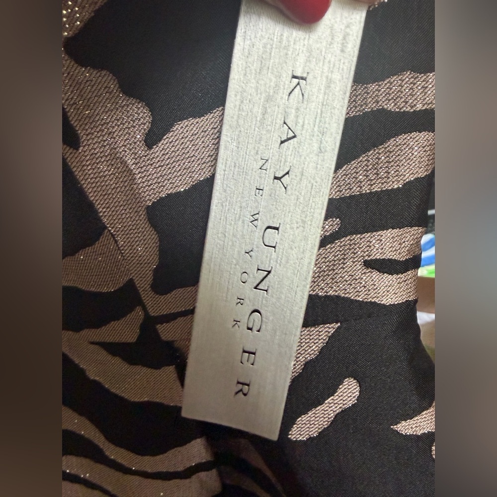 Kay Unger Black & Beige Zebra-Print V-Neck Midi Dress Cocktail Evening Gala Prom - Picture 9 of 9